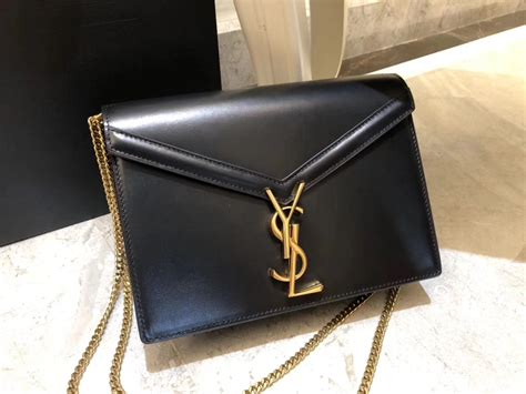 cassandre ysl pouch|ysl cassandra envelope bag.